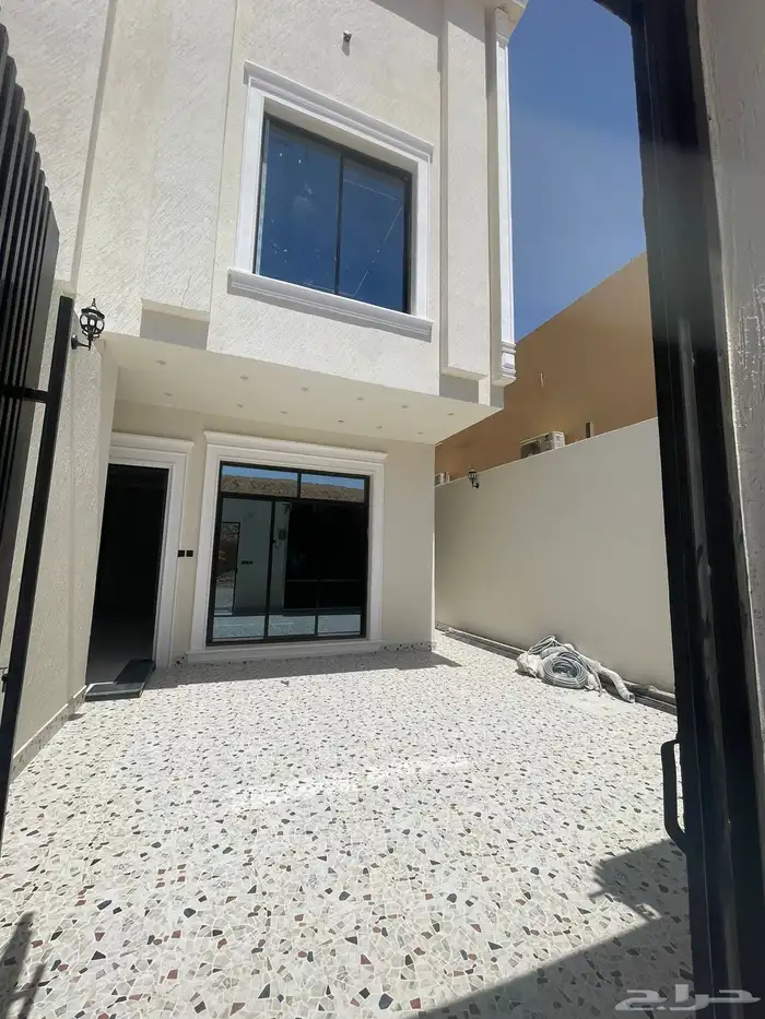 للبيع ادوار بالمزاحمية 750 الف 1