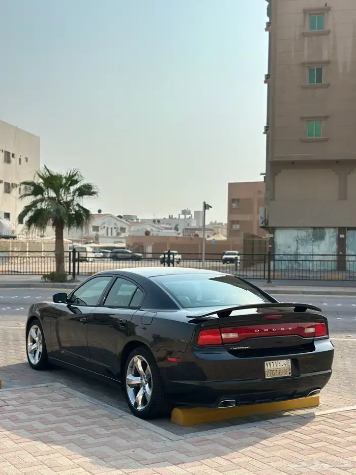 دوج للبيع 2012 RT 8