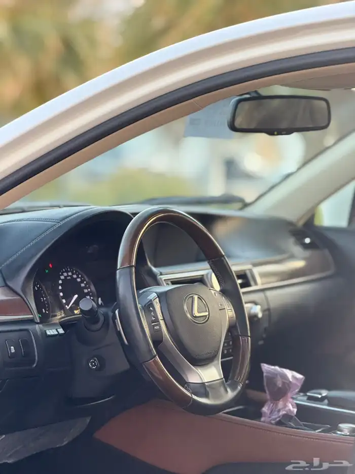 لكزس GS350 سعودي 2014 بحالة الوكاله 19