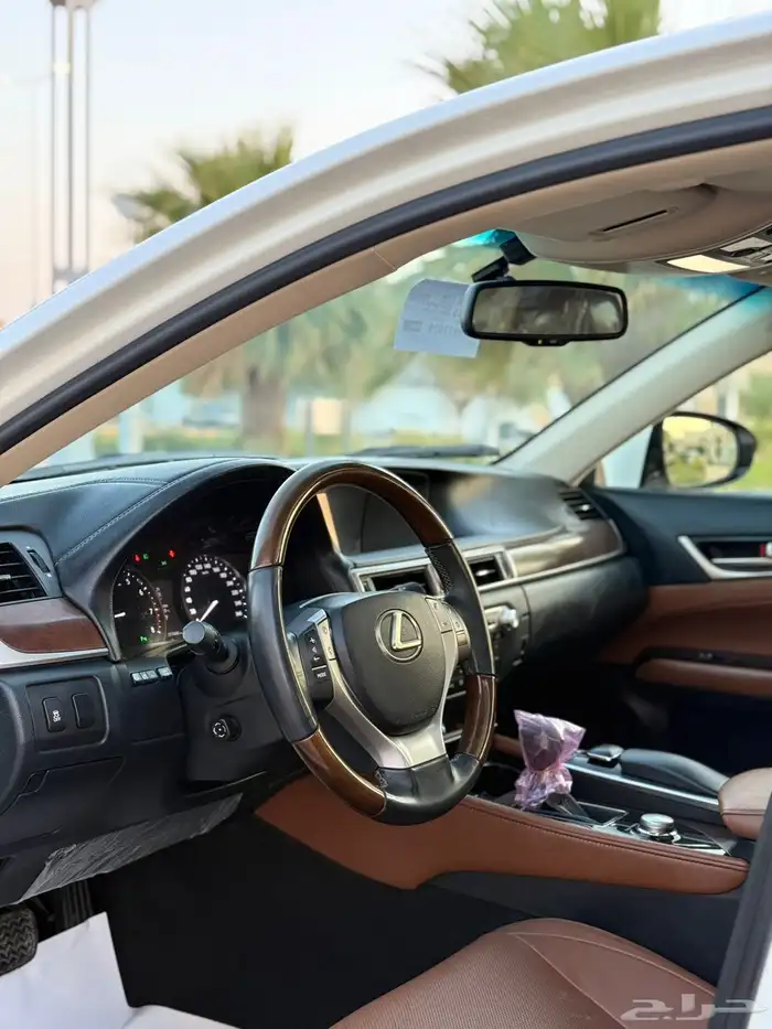 لكزس GS350 سعودي 2014 بحالة الوكاله 31