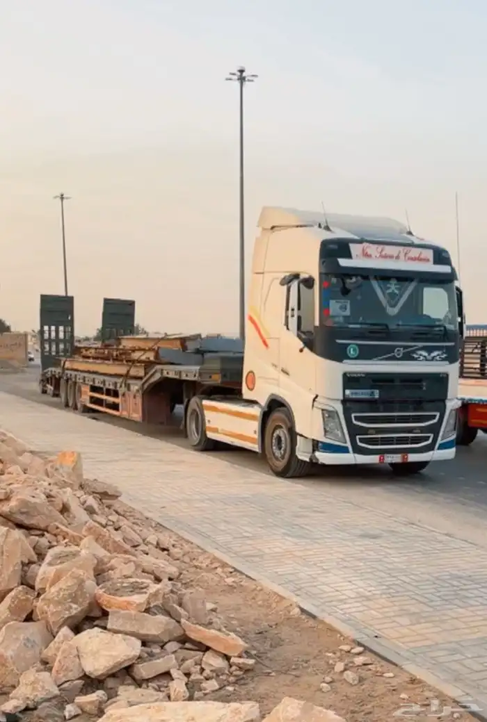لوبد لنقل المعدات الثقيلة 1
