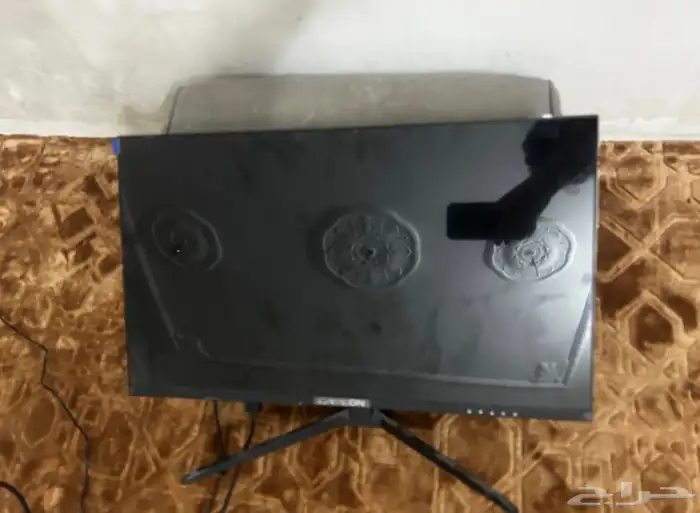 شاشة قيمنق game on 180fps 0.5ms 0