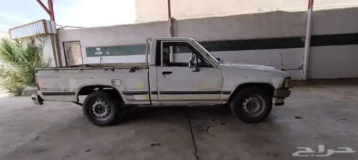 هايلكس مويل 1987 3