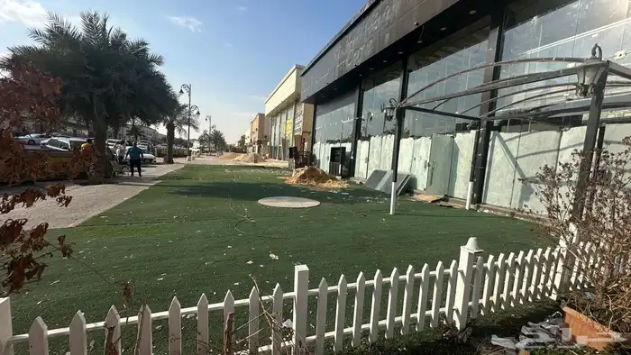 محل كافية ولاونج للتقبيل بحى الشفا 5