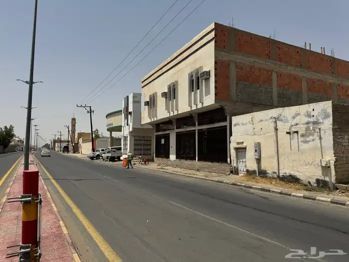 عمارة تجارية في محافظة بيشة للبيع 2