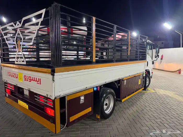 دينا ايسوزو ISUZU للبيع 3
