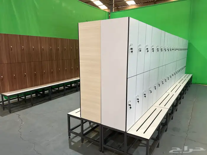 قواطع حمامات Hpl 9