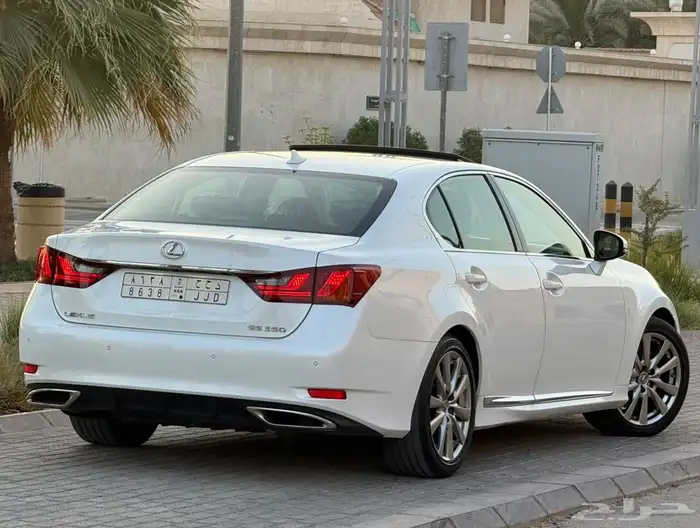 لكزس GS350 سعودي 2014 بحالة الوكاله 9