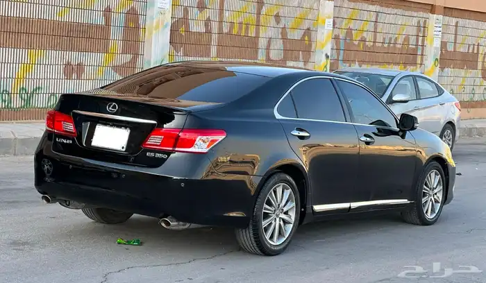 لكزس ES350 2011 17