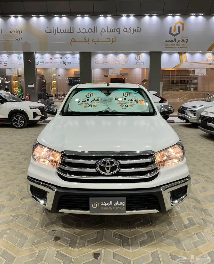 تويوتا هايلكس GLX بنزين 2.7 موديل 2025 2
