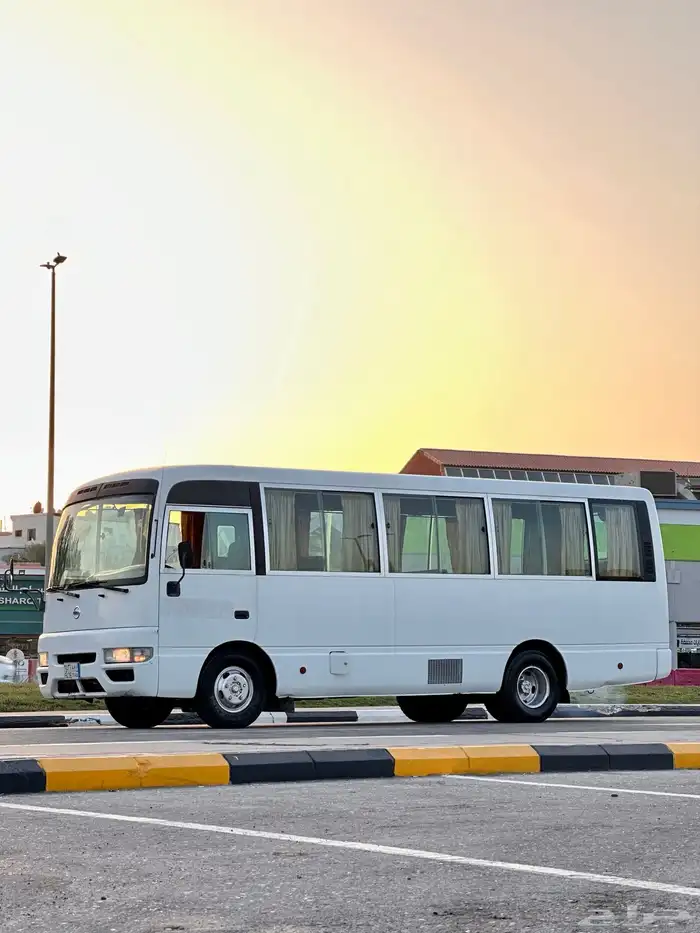 باص نيسان سيلفيان كوستر ديزل 30 راكب 15