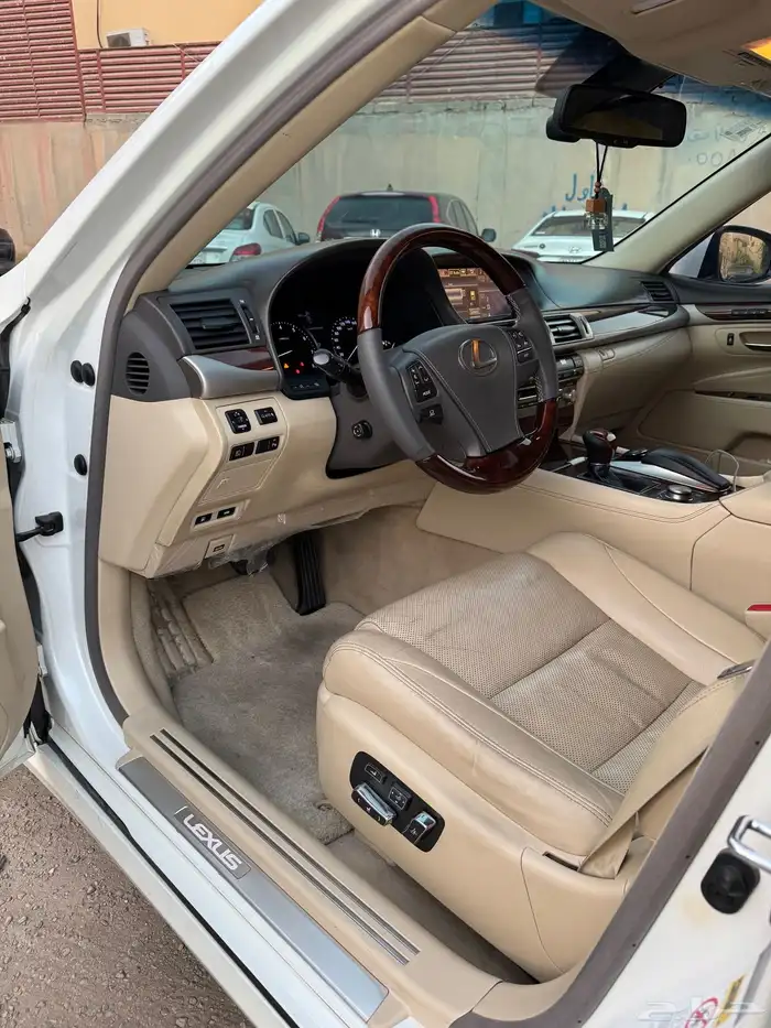 لكزس LS460L 2013 4