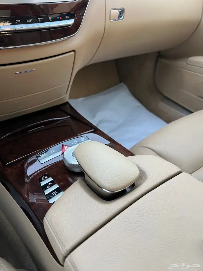 مرسيدس ( S350 ) الموديل 2010 ممشى قليل نظيف 36