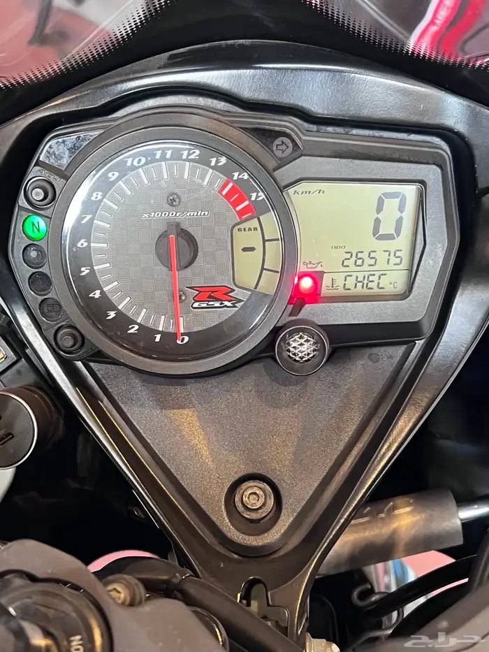 للبيع دباب سوزوكي مقاس 1000cc موديل 2008 5
