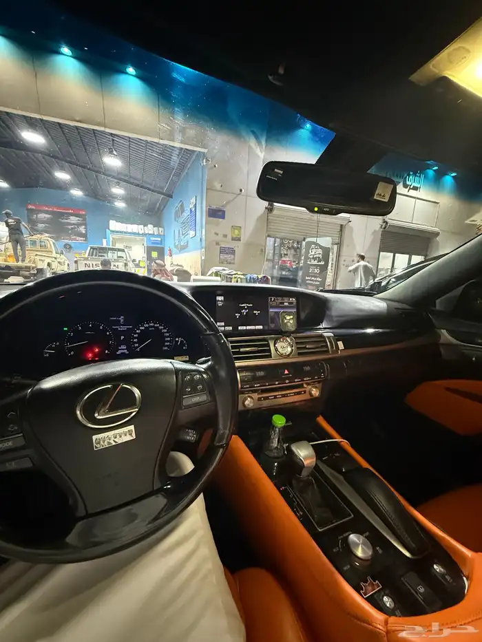 لكزس Ls460 2013 شورت مصدوم 17