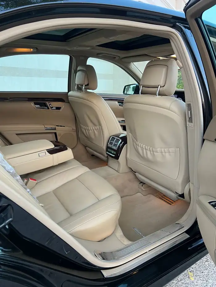 مرسيدس ( S350 ) الموديل 2010 ممشى قليل نظيف 40