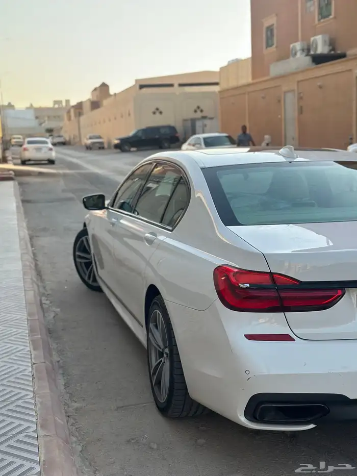 بي ام 2