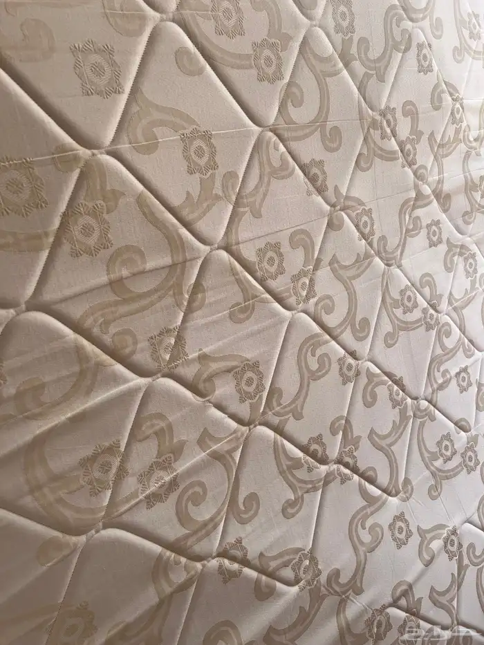 مرتبة نظيفة 200 200 مترين في مترين ب 250 يال 0