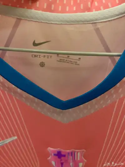 تيشرت برشلونه الوردي 2026 مقاس ميديم ( M ) نسخه الجماهير index