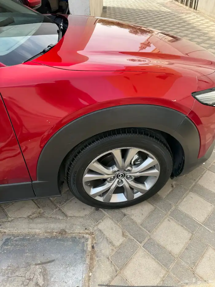 مازدا CX-30 ماشية 35000 مستخدمة لون احمر 4
