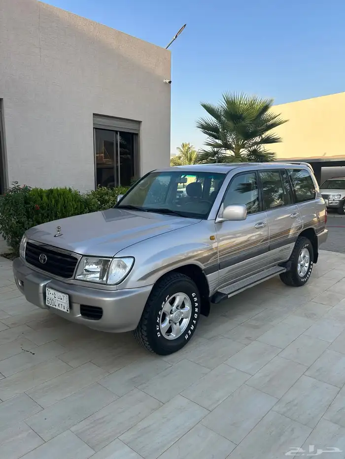 GXR-1-2002-لاندكروزر-خليجي 1
