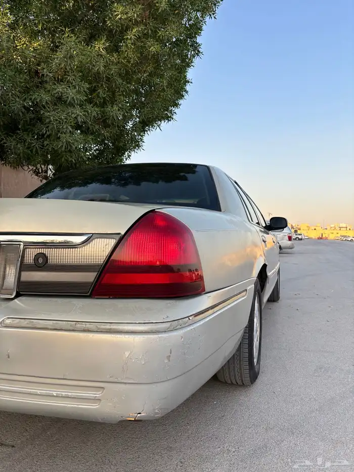 فورد جراند ماركيز 2008 6