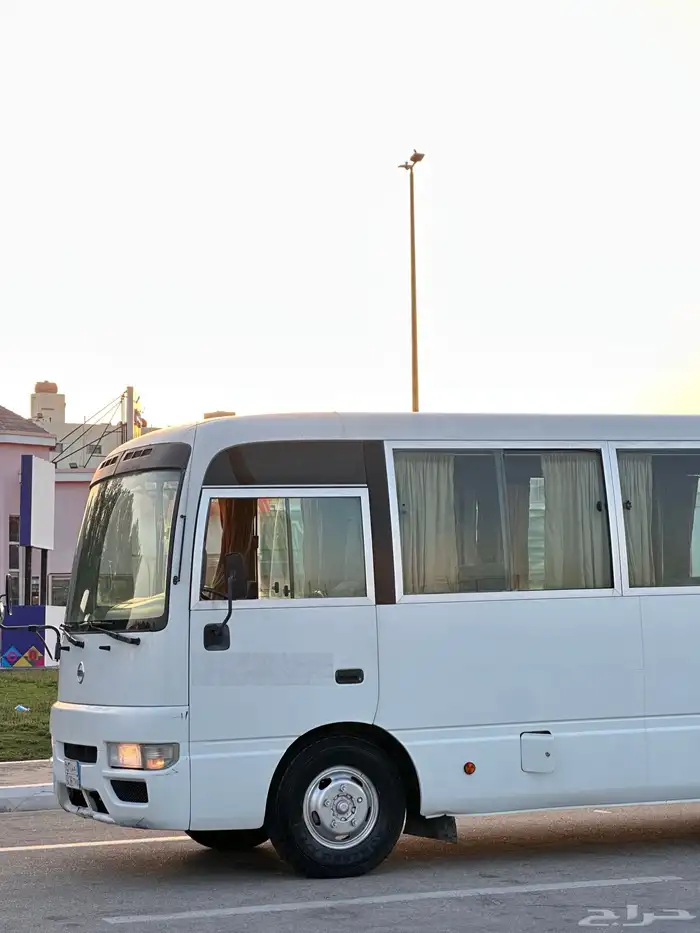 باص نيسان سيلفيان كوستر ديزل 30 راكب 16