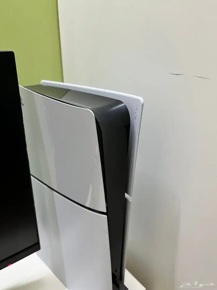 اخو الجديد نظيف على السوم playstation5 0
