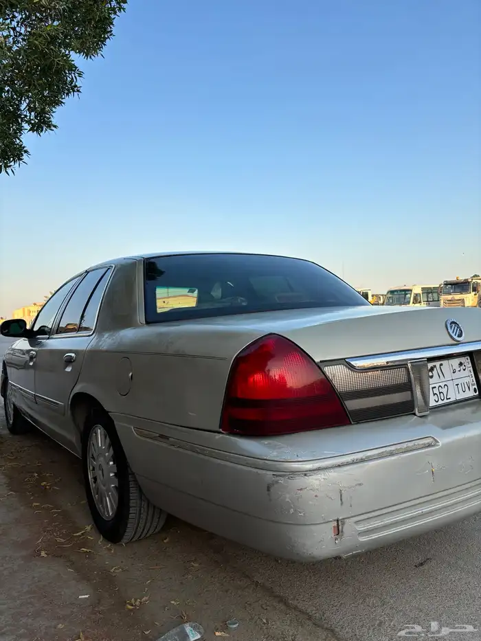 فورد جراند ماركيز 2008 5