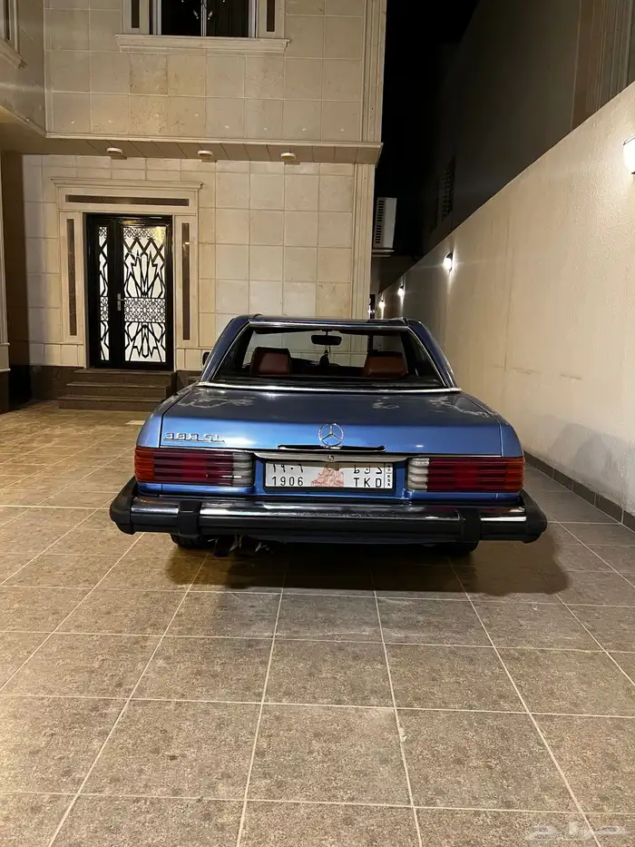 مرسيدس باب واحد كلاسيك موديل 1984 16