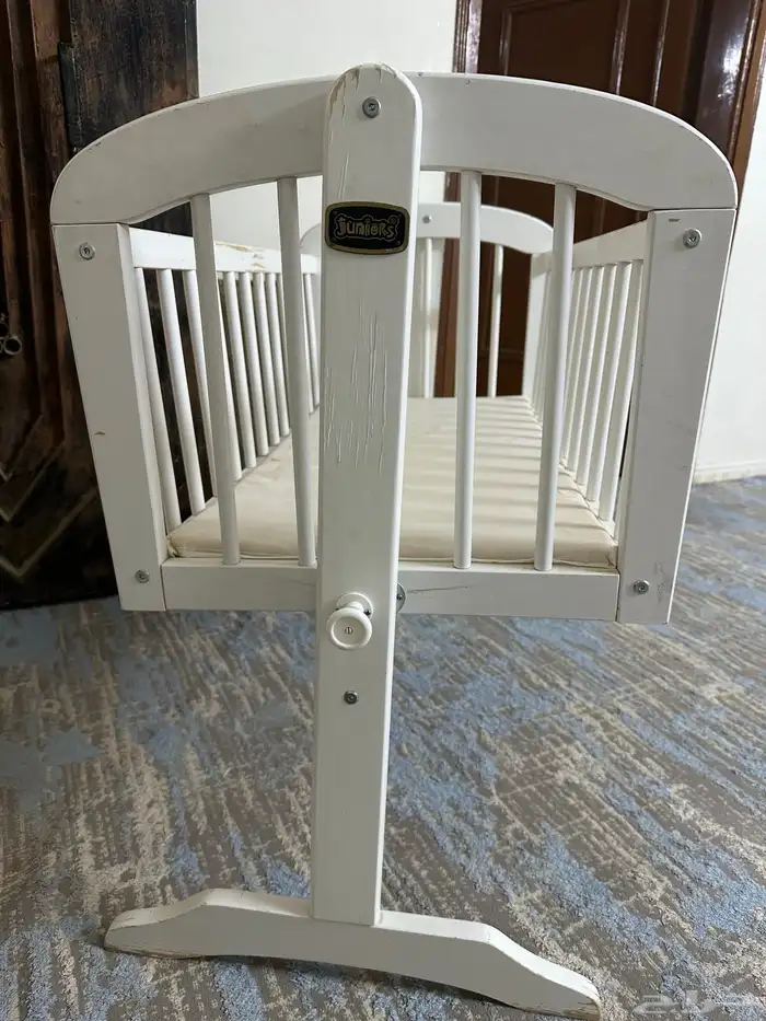 سرير أطفال 0