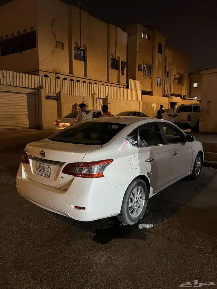 نيسان سنترا 2014 7