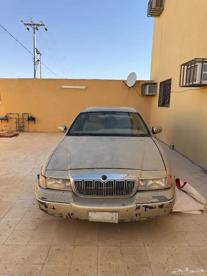 فورد ماركيز مديل 2000 0
