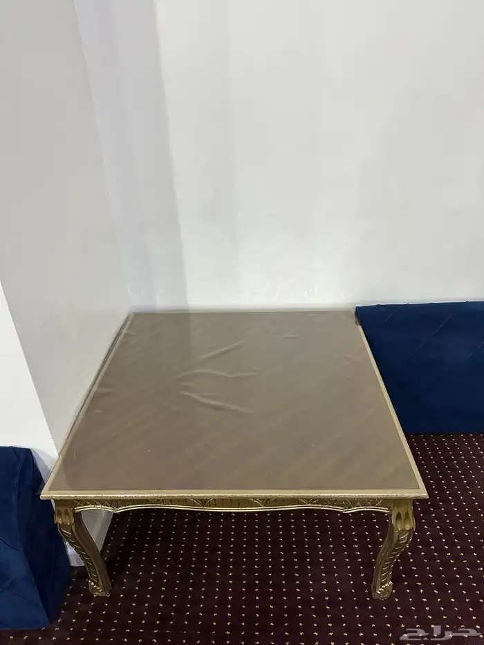 طاولة للمجالس 2