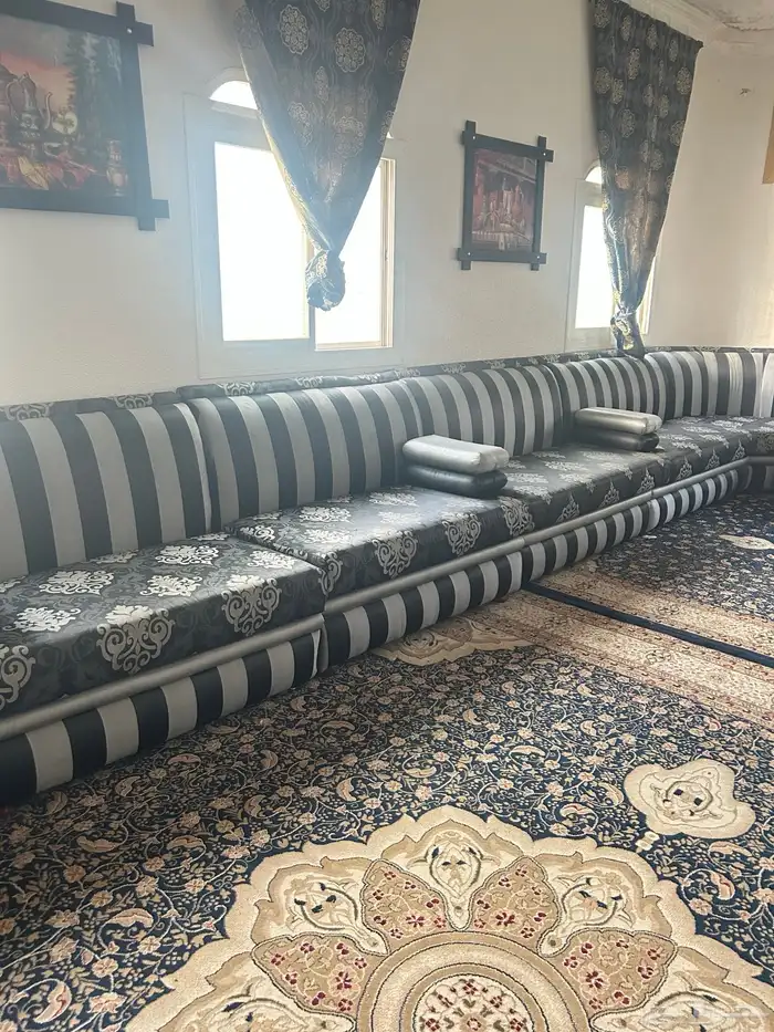 مجلس للبيع 1