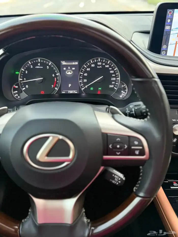 لكزس RX350 DD 2022 سعودي على الضمان 14