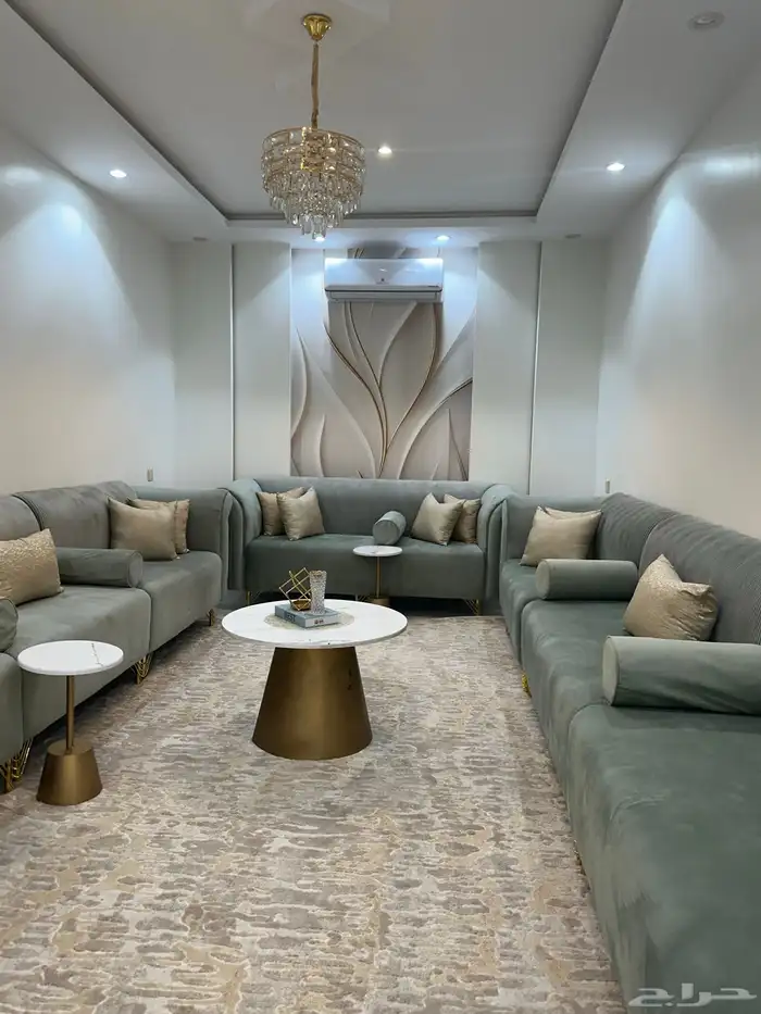 كنب- طاولة - فرشه  2000 6