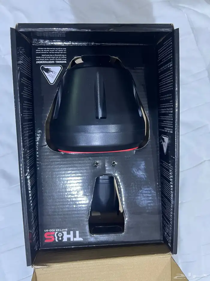 دركسون و دواسات و قير Thrustmaster T300 للبيع 3