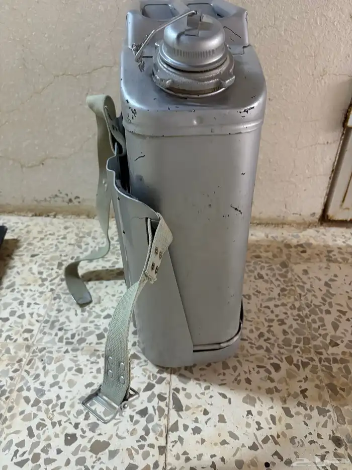 جركل بنزين جيب ربع مع قاعدته وقاعدة اللوحه 4
