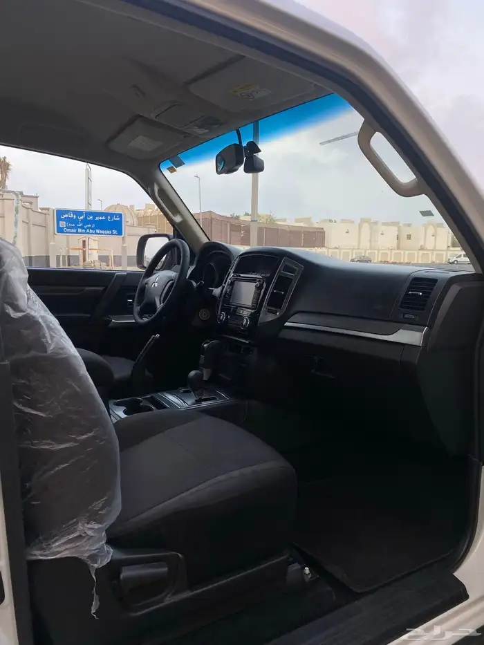 جيب باجيرو 2020 نظيف للبيع 28