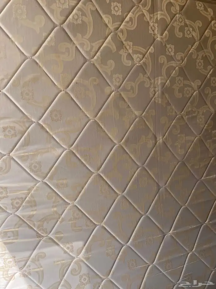 مرتبة نظيفة 200 200 مترين في مترين ب 250 يال 4