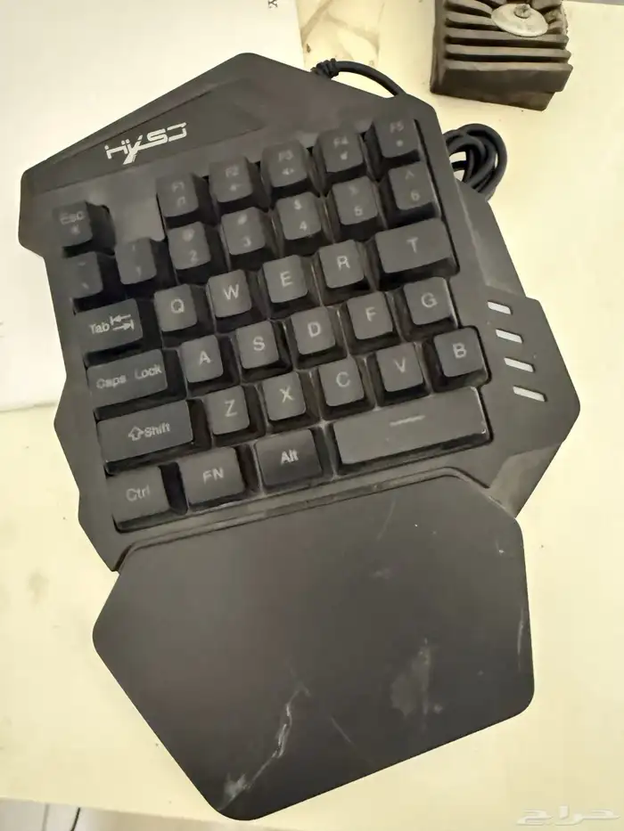 إعلان بيع PC قوي وجاهز للألعاب والتصميم مع سيت أب كامل 13