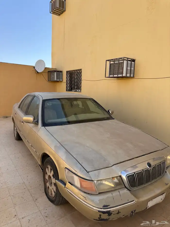 فورد ماركيز مديل 2000 1