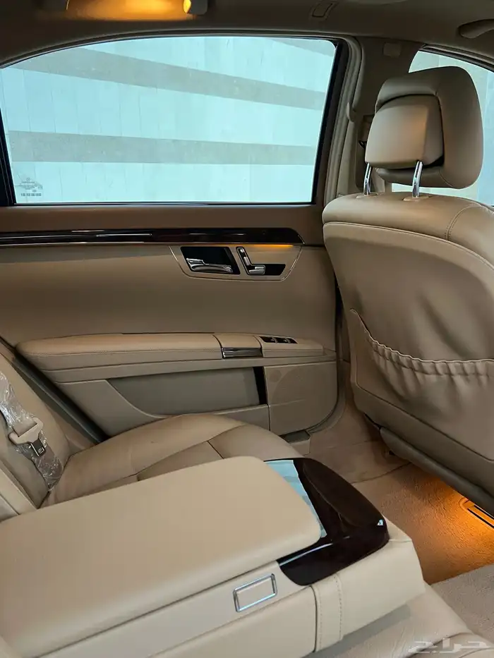 مرسيدس ( S350 ) الموديل 2010 ممشى قليل نظيف 47