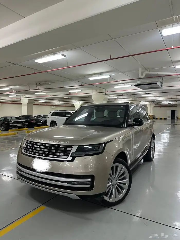 للبيع لاندروفر فيرست ادشن V8. 2022 ناغي على الضمان 1