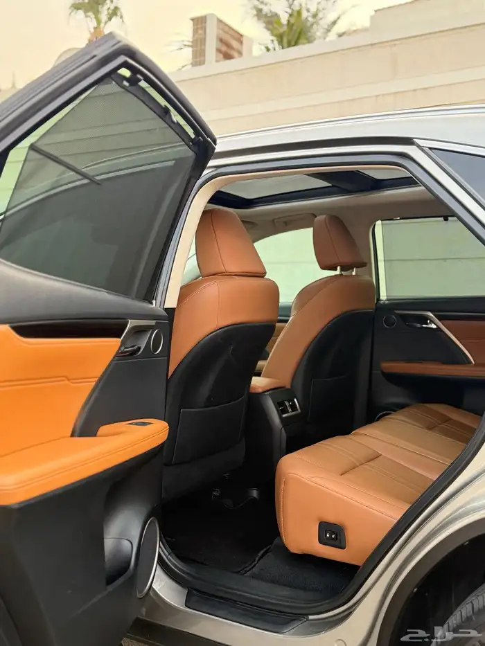لكزس RX350 DD 2022 سعودي على الضمان 7