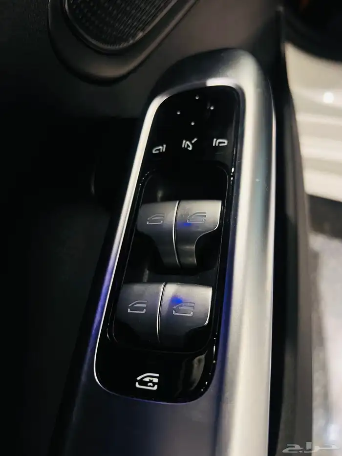 مرسيدس 2022 - C300(بحالة الوكالة) 9