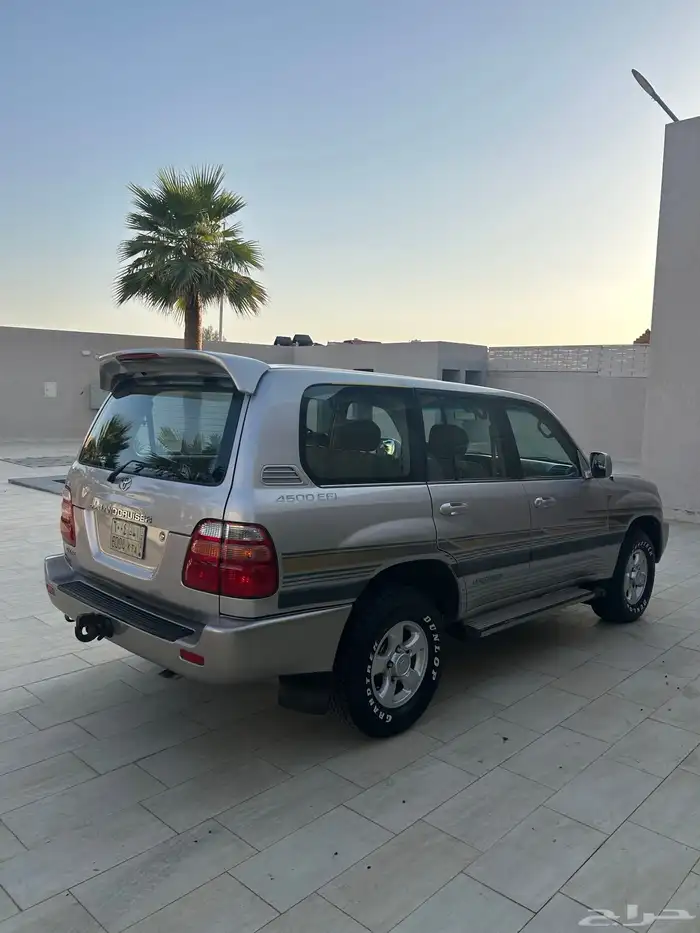 GXR-1-2002-لاندكروزر-خليجي 7