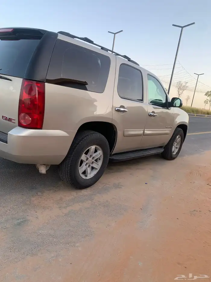 يوكن 2009 سعودي بدون دبل 3