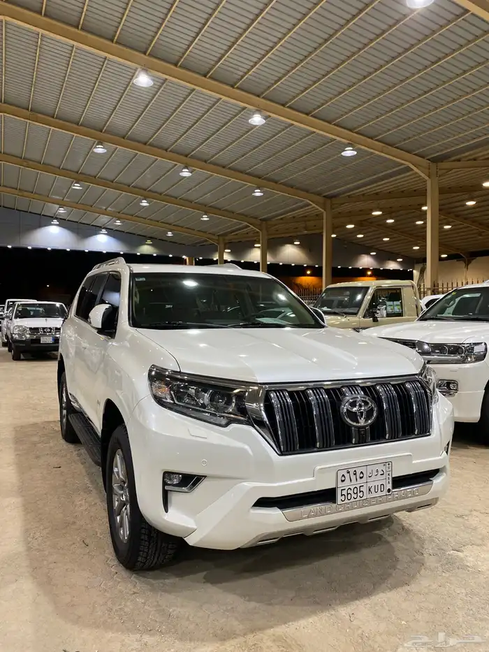 للبيع تويوتا برادو 2021 VX فل 6 سلندر عبداللطيف عداد 111الف 7